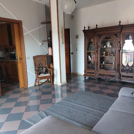 Apartment Tra Monti E Mare Via Filippo Turati 17 Bis